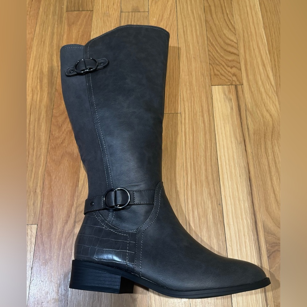 Karen Scott Leandraa NWT Grey 7.5 M WC